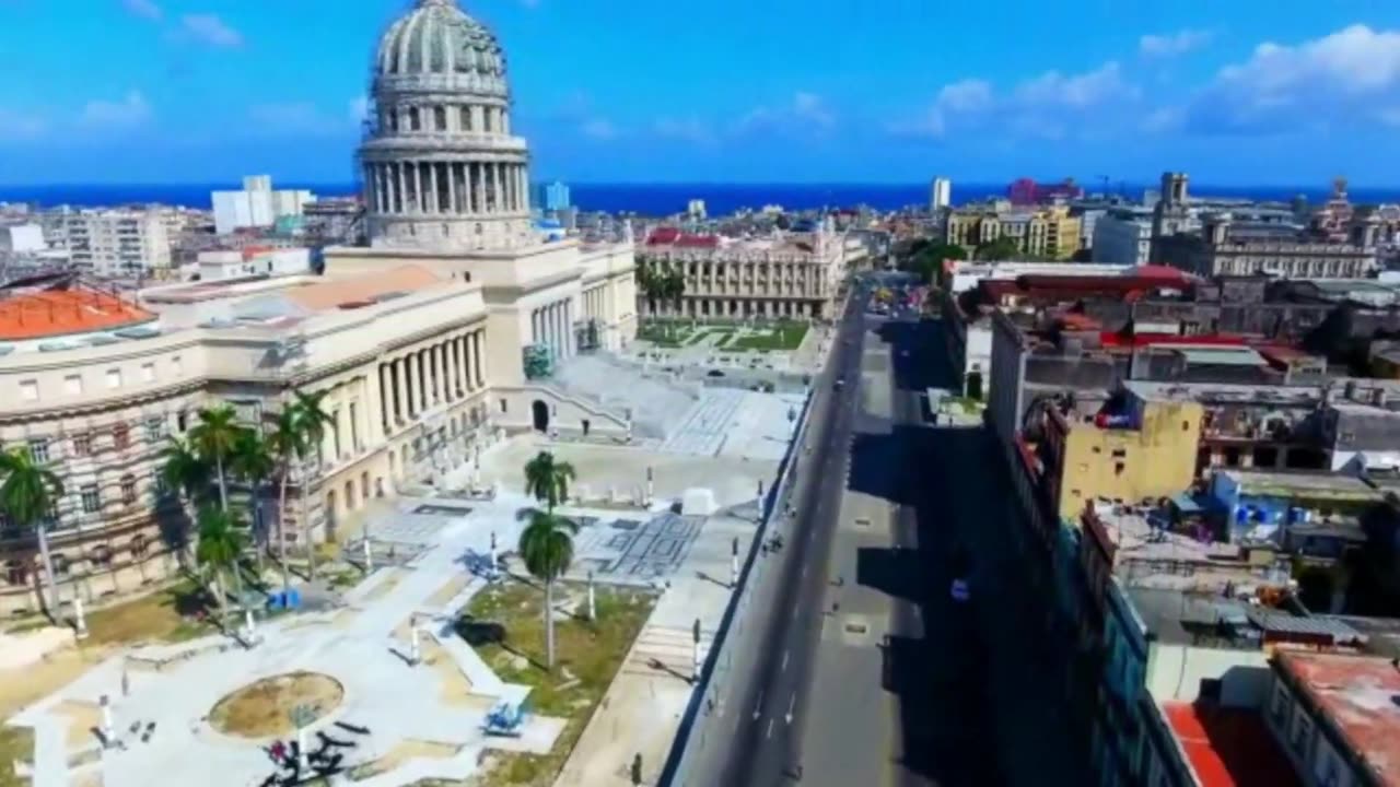 Fidel Castro - Comandante of Communist Cuba Documentary