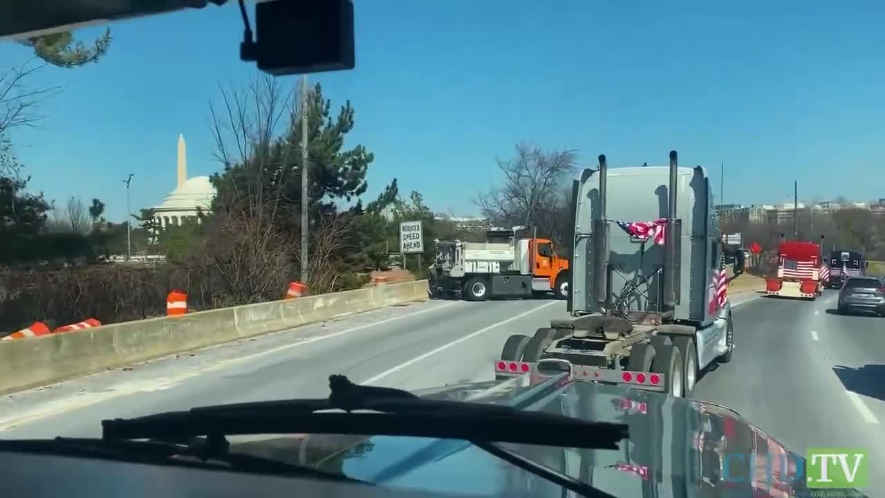 Police blocking exits to DC for Peoples Convoy