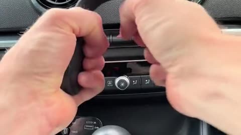 The best car phone holder ❤️🔥 #cars #phone #sale #foryou #gadgets