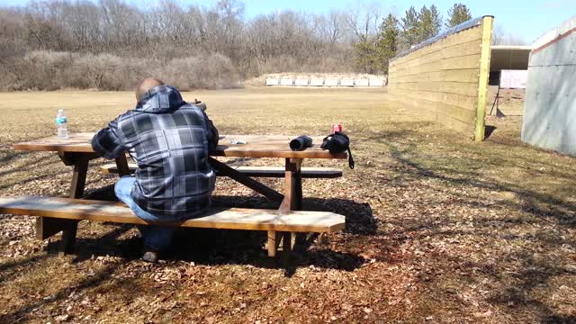 Southpaw on the range