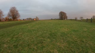 Averbury Speedlapse. Walking amongst the stones .