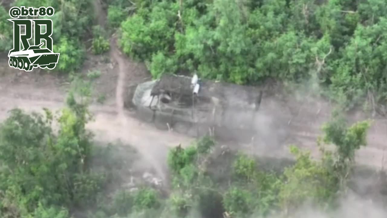 An anti-tank mine disabled a Ukrainian APC rushing to Russian positions, then artillery destroyed it