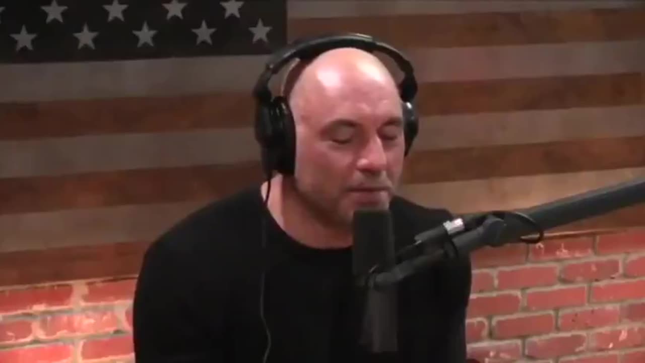 Joe Rogan questions vaccine pusher Peter Hotez