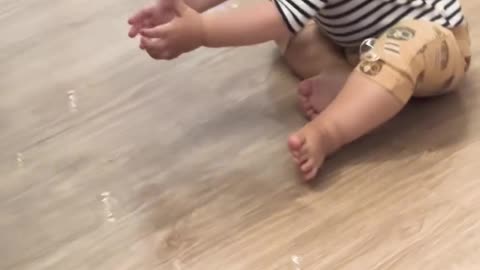 Boy Sees Bubbles For First Time