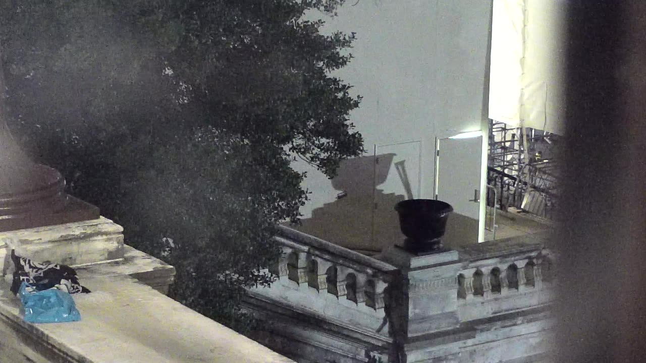 Camera0925USCG00UpperTerraceWest_2021-01-06_Starting_at_23h34min28s253ms.mp4