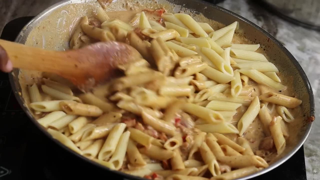 Creamy Cajun Chicken Pasta | How To Make Cajun Chicken Pasta