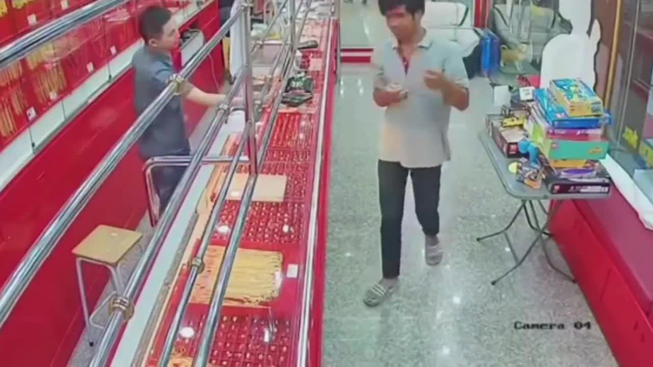WEIRD THINGS CAUGHT ON CAMERA