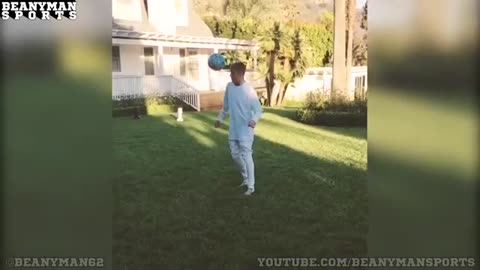 Justin Bieber Plays Keepy-Uppys With Neymar In His Back Garden