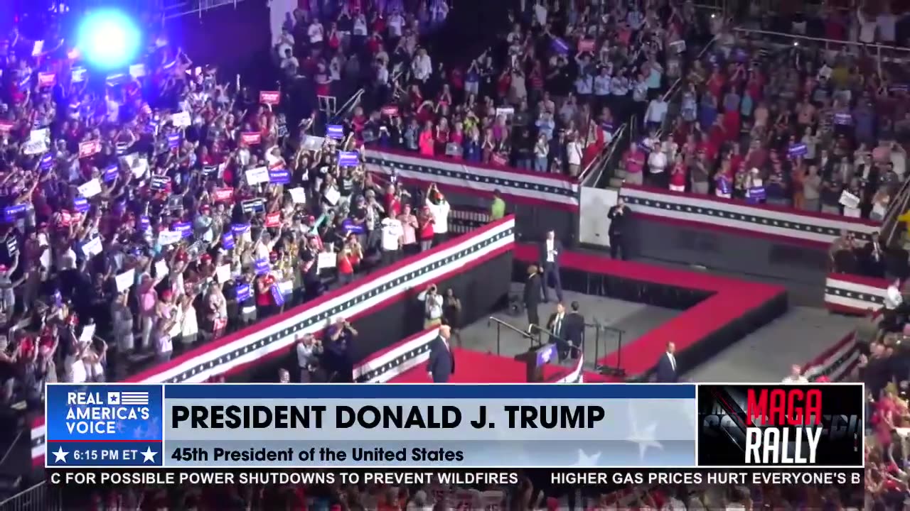 President @realDonaldTrump takes the stage to MASSIVE ROARING CROWD and welcoming chants of USA!