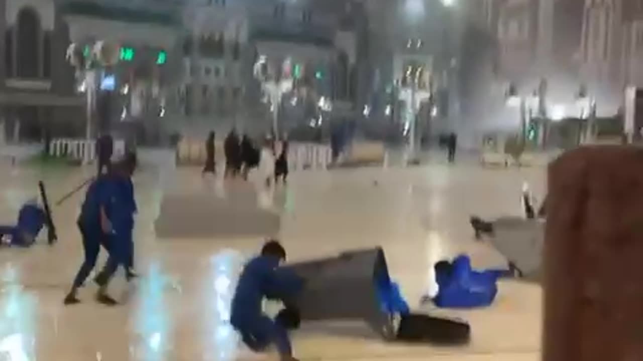 Thunderstorm ⛈️⛈️ in Makkah