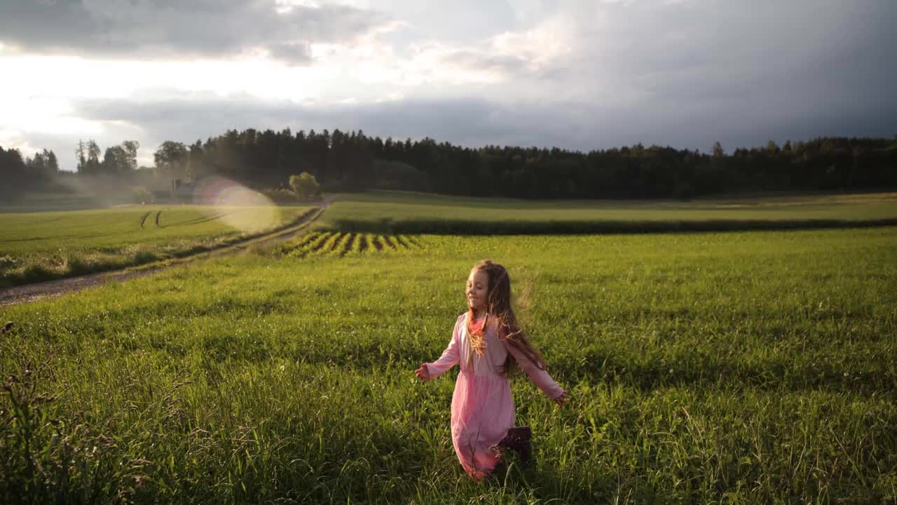 Relaxing music-Child girl