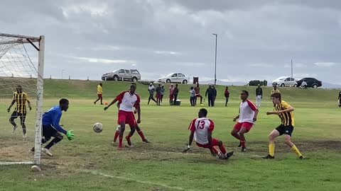 Gansbay Rovers vs. Jende Cosmos: Goal! Adam