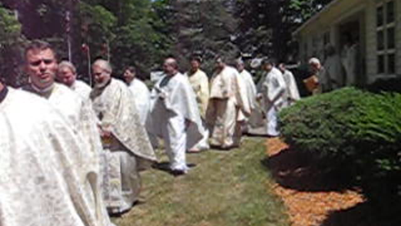 A flavor of a ROEA’s 2007 Episcopate Congress, w/ Fr Constantin Alecse [01]