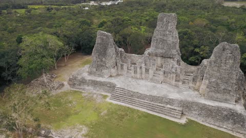 MONUMENT IN OCEANIA