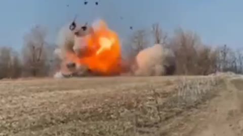 Explosion of a mined BMP-1 of Ukraine forces