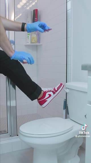 How Germy are toilet bowls?