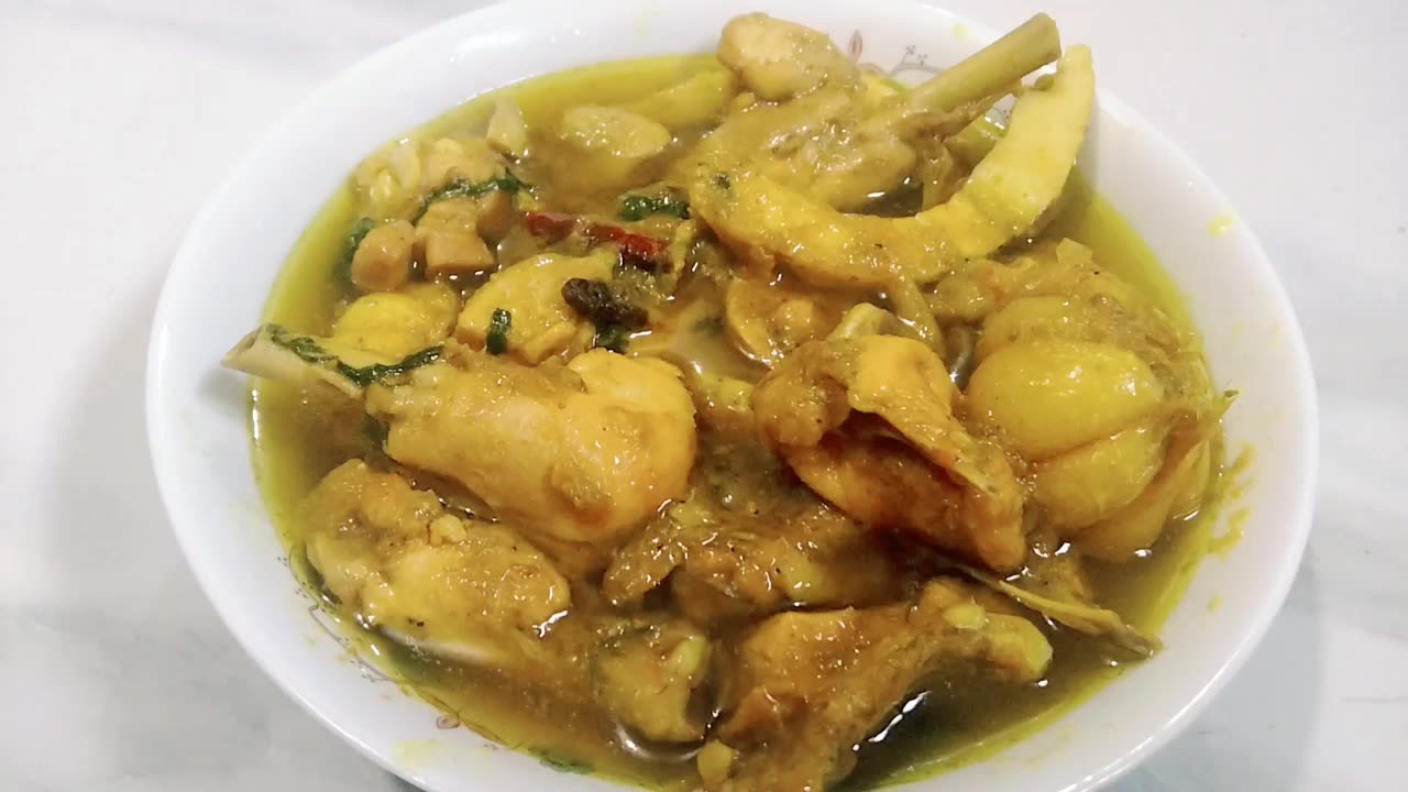 Yummy chicken curry recipe.it looking very delicious.