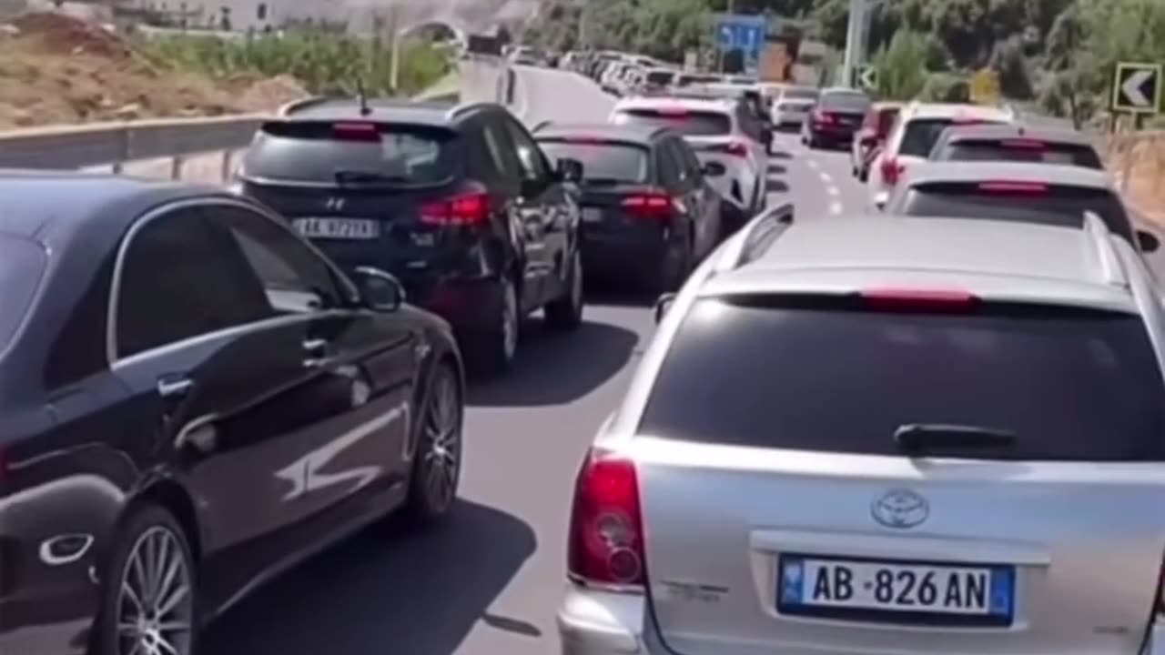 Trafik kilometrik te tuneli i Llogarasë