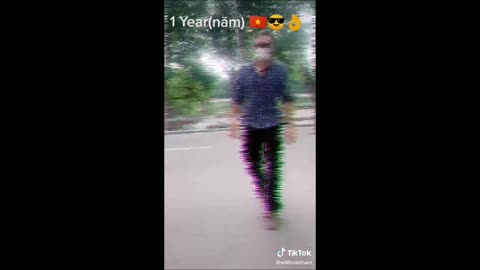 How foreigners in Vietnam a year through the road!