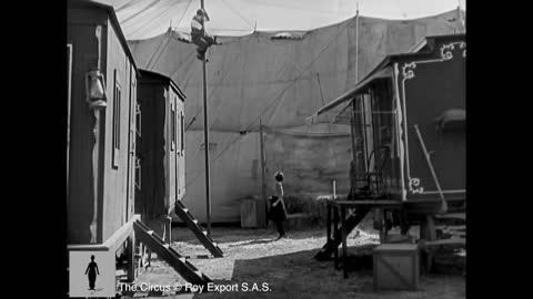 Charlie Chablen - The Lion Cage - Full Scene (the circus,1928)