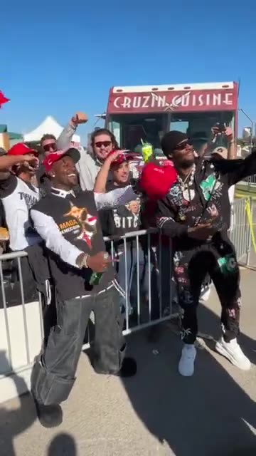 NFL Stars Antonio Brown And Le'Veon Bell Arrive At Trump Rally in Latrobe PA