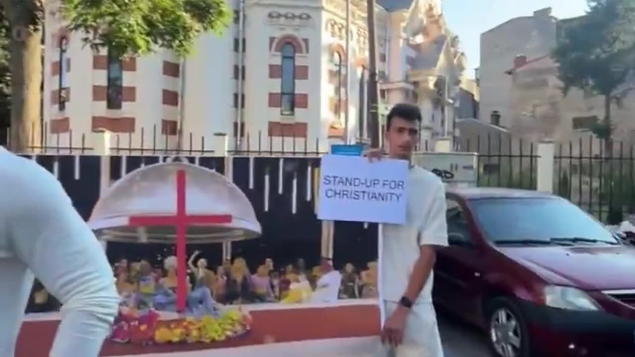 Andrew and Tristan Tate are protesting outside a French embassy