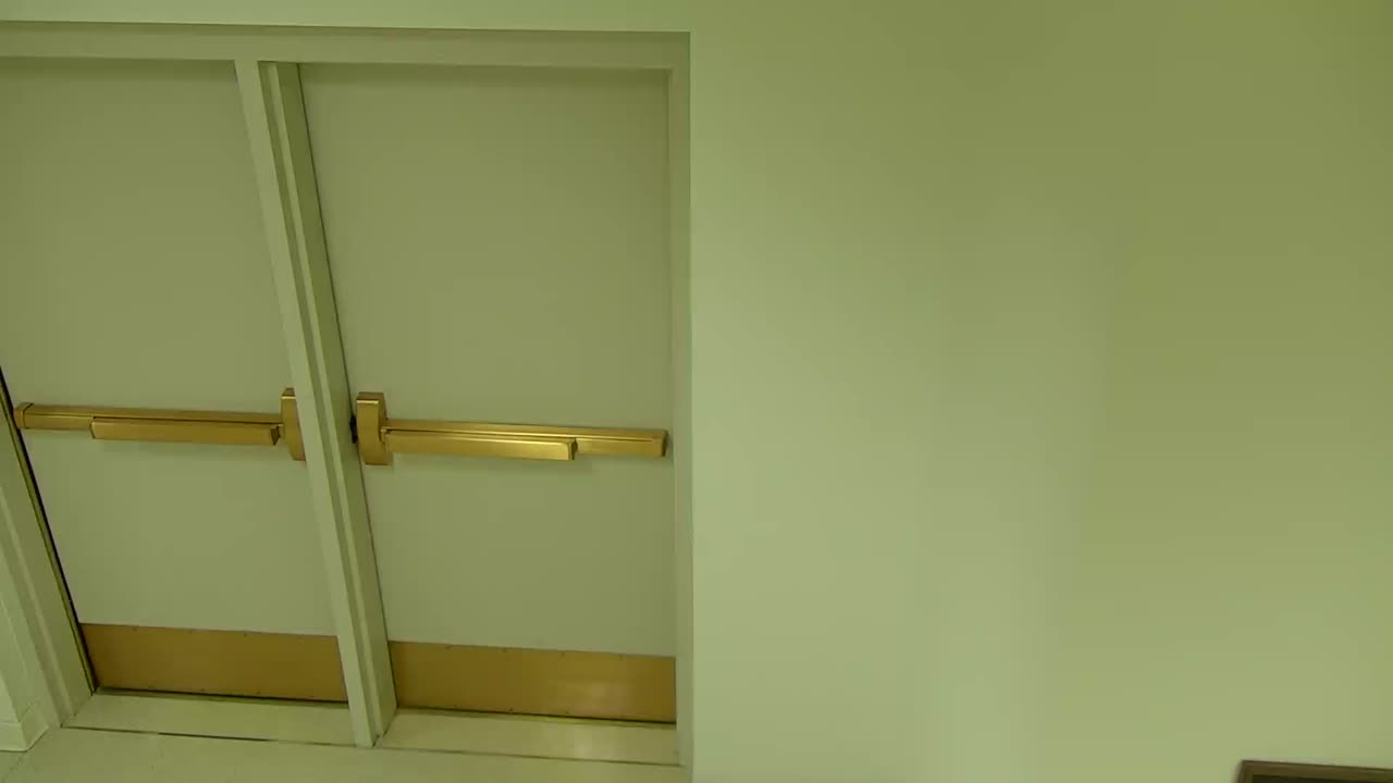 7083CVCLLSVC213_2021-01-06_05h40min00s577ms.mp4