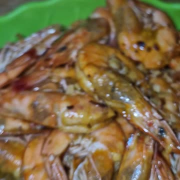 Filipino Spicy Garlic Butter Shrimp!!! Wow delicious 🦐🦐