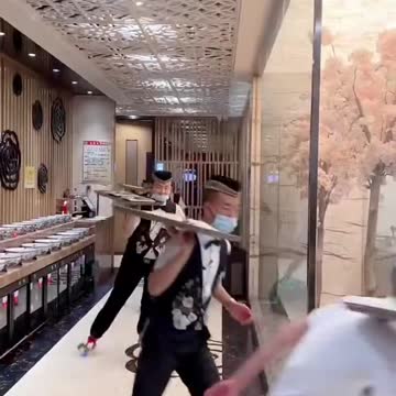 I think all food places need to do this