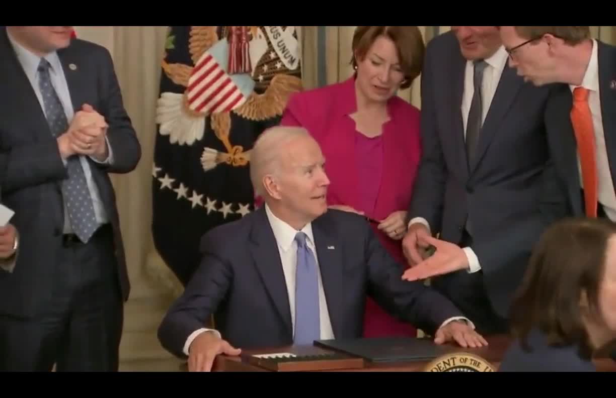 Confused Biden stares blankly when reporter asks SAVAGE Hunter question