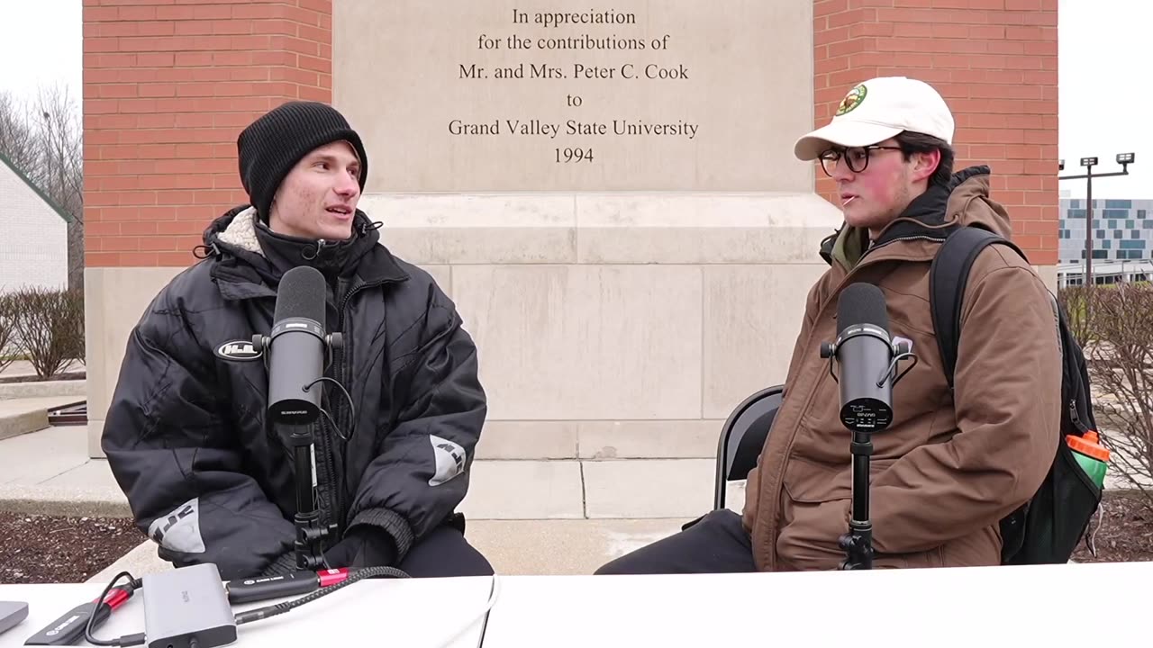 Catholic College Student and Abolitionist Talk Ab0rtion