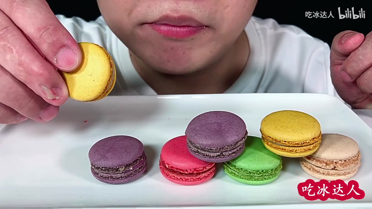 Eat macaroon desserts and listen to macaroon desserts