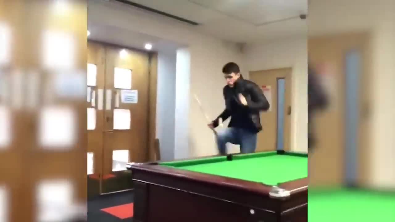 FUNNY FOOTBALL
