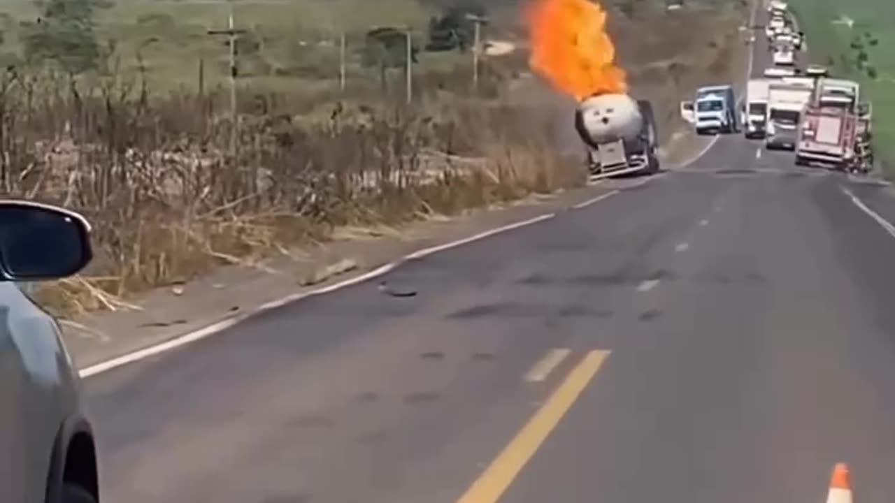The people.are.waiting for the truck to explode