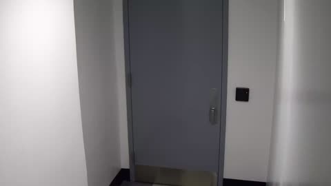 6171RHOBG2G202BStairwaySide_2021-01-06_13h00min01s777ms.mp4