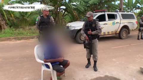 Estou perdido! Só a polícia pode me ajudar.