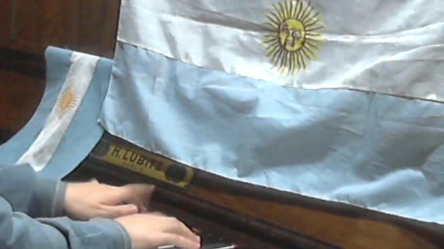 Don Cafrune en Las Malvinas Piano Alfredo Figueras Partituras