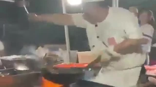 China cooker . Funny Cooking with the music .