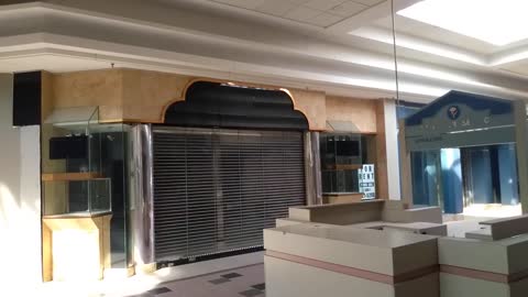 Exploring Empty Canton Centre Mall September 2019