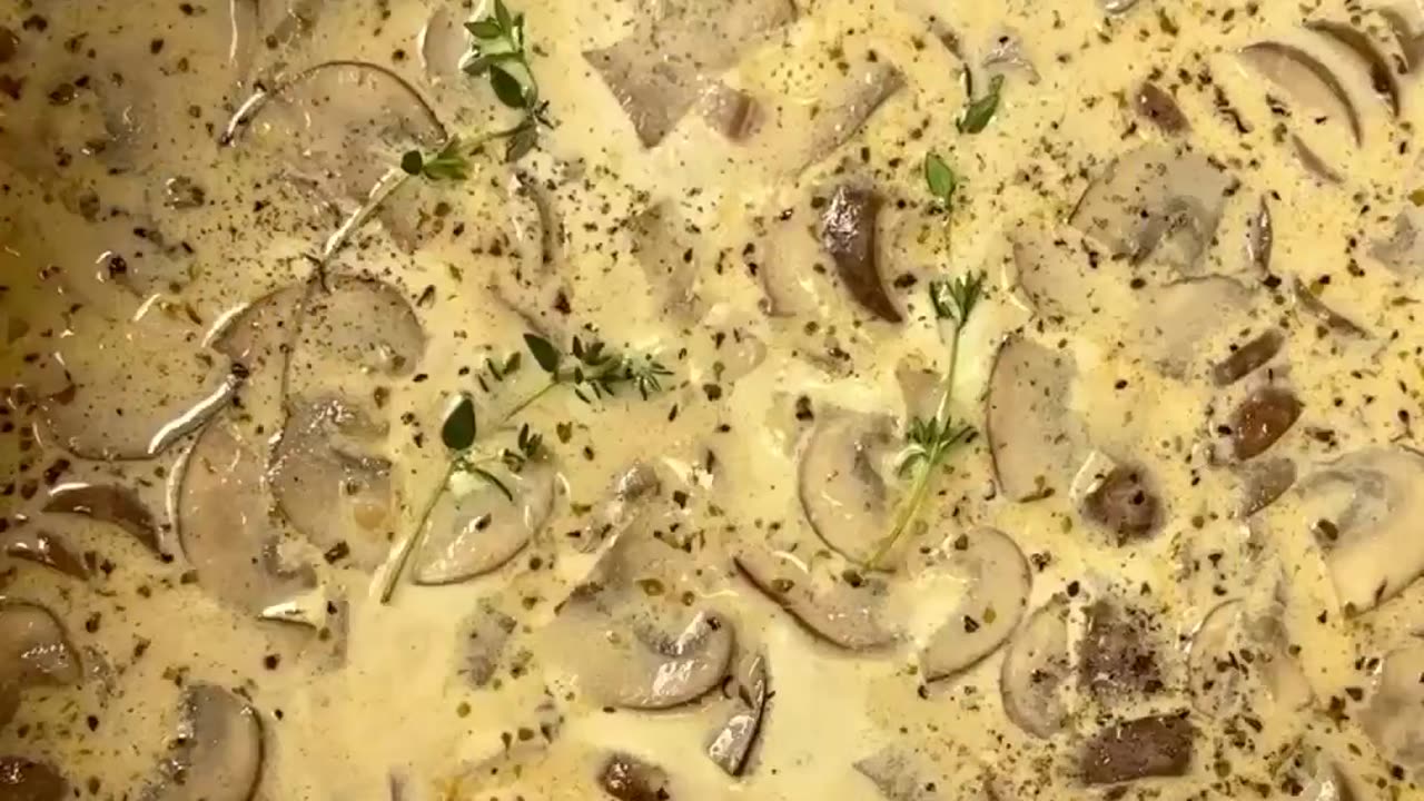 "Savor the Earthy Indulgence: Delightful Cream Mushroom Soup to Warm Your Soul"