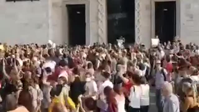 ITALY PROTESTING NO MORE LOCKDOWNS