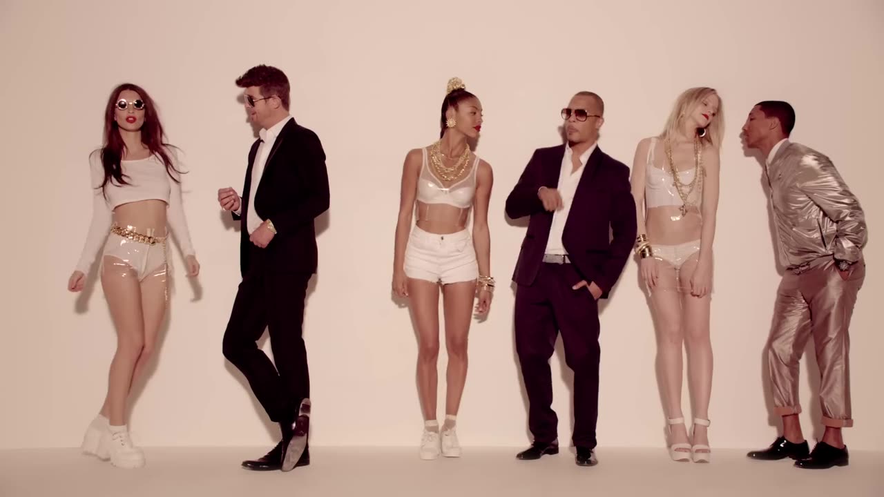 Robin Thicke - Blurred Lines ft. T.I., Pharrell