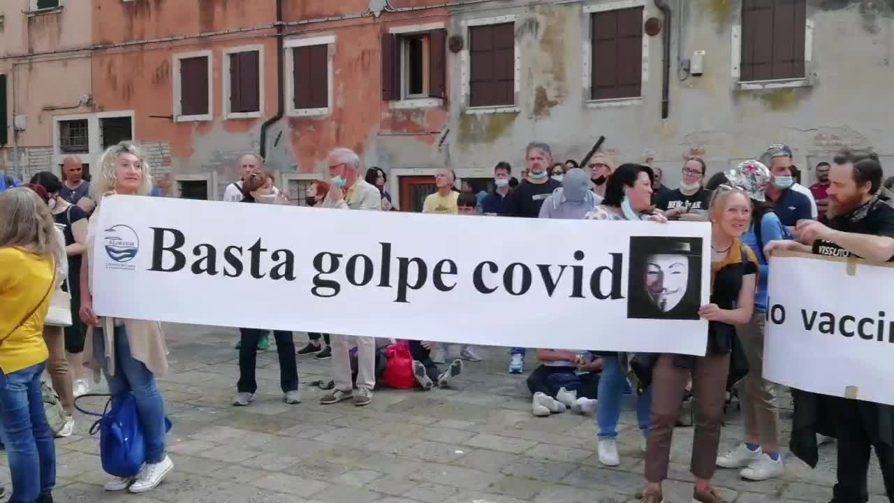 30- report Venezia manifestazione per la libertà di vaccinazione.