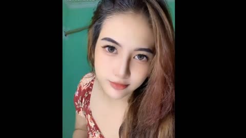 viral video, look at this what this woman is doing oh no