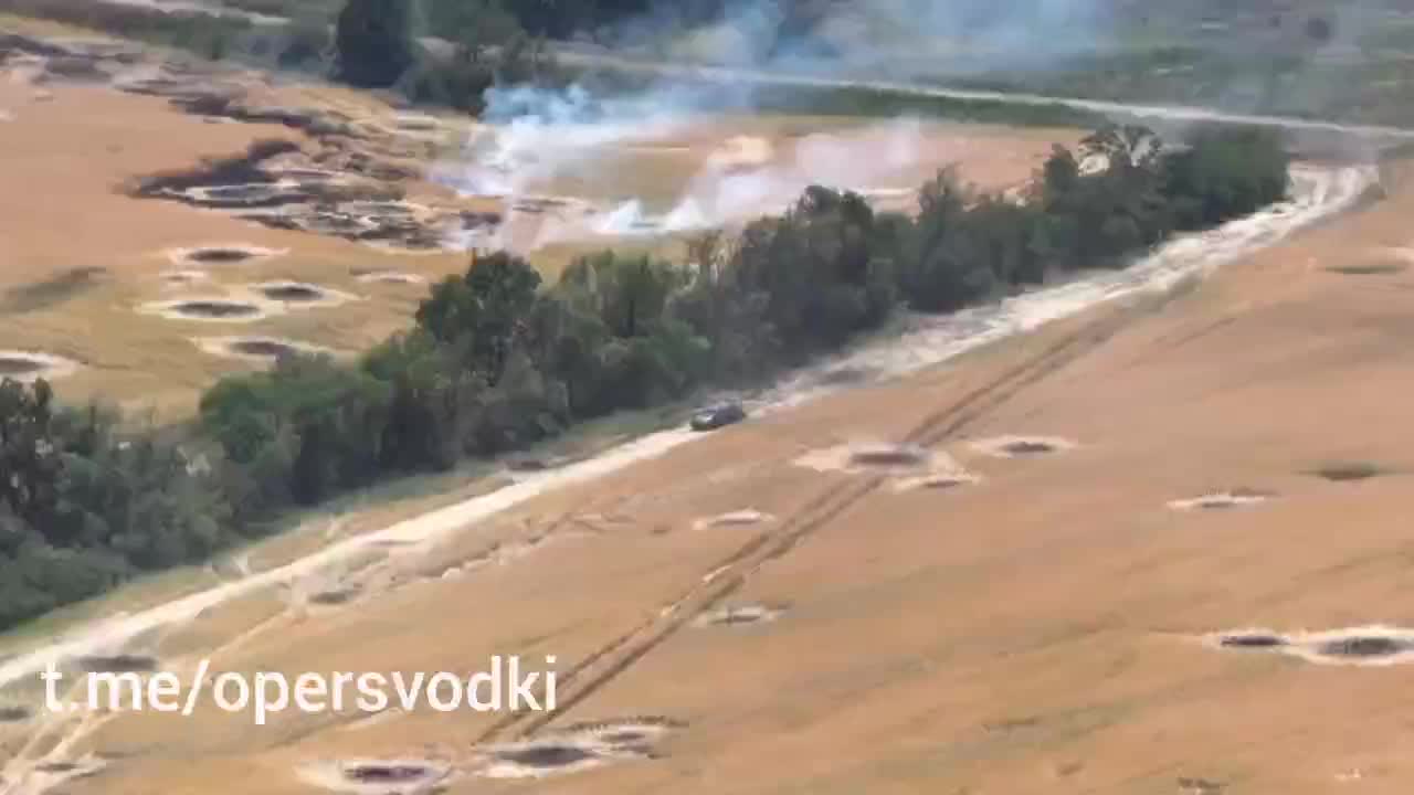 Ukrainian Special Forces Come Under Fire While Attempting To Flee & Abandoned Their Own "Comrades"