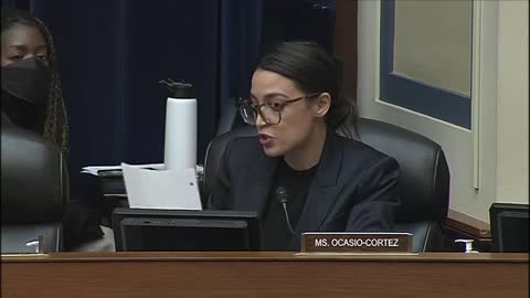 AOC Questions Witness About Defense Contracting For US Postal Service Vehicles