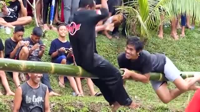 funny pillow games in asia on bamboo