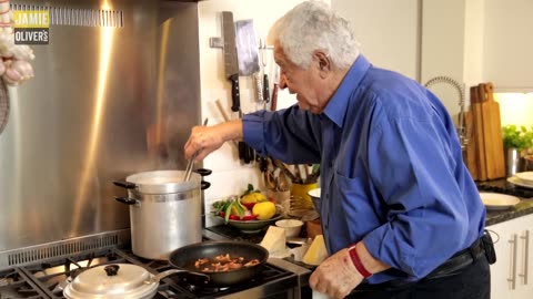 Real Spaghetti Carbonara | Antonio Carluccio