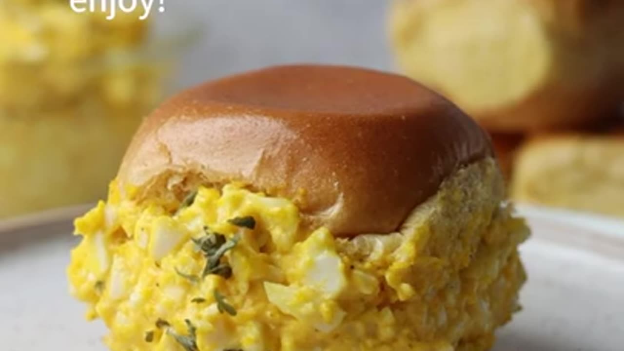 Easy & Creamy Japanese Tamago Sando