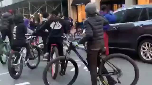 Welcome to New York. Another angle of defend police.